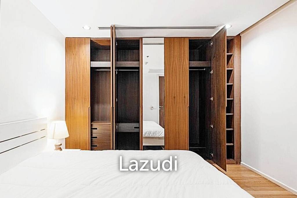 1 Bed 65 SQ.M. The Legend Saladaeng For Rent