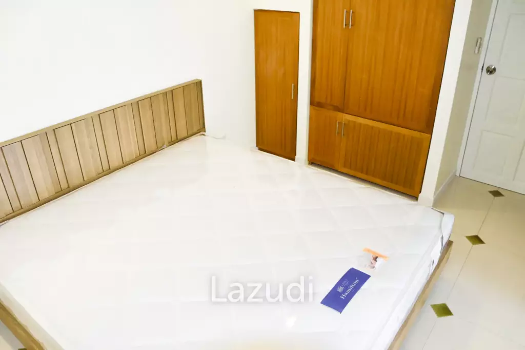Diamond Tower 2BED 1BATH sqm Fully Furnished 200m. to Chong Nonsi BTS Station