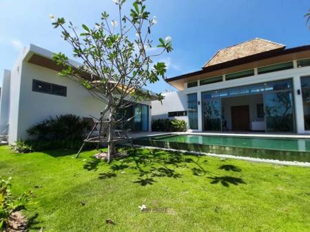 240 SQ.M Pool Villa - Walking to Boat Ave