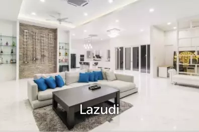Super 3 bed pool villa with excellent quality throughout
