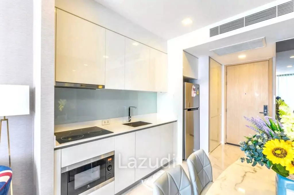 2 Bed 2 Bath 62 SQM Hyde Sukhumvit 11