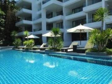 Surin; 3 Bed Corner Penthouse with Pool
