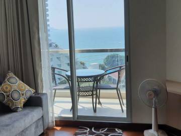 Studio seaview for sale