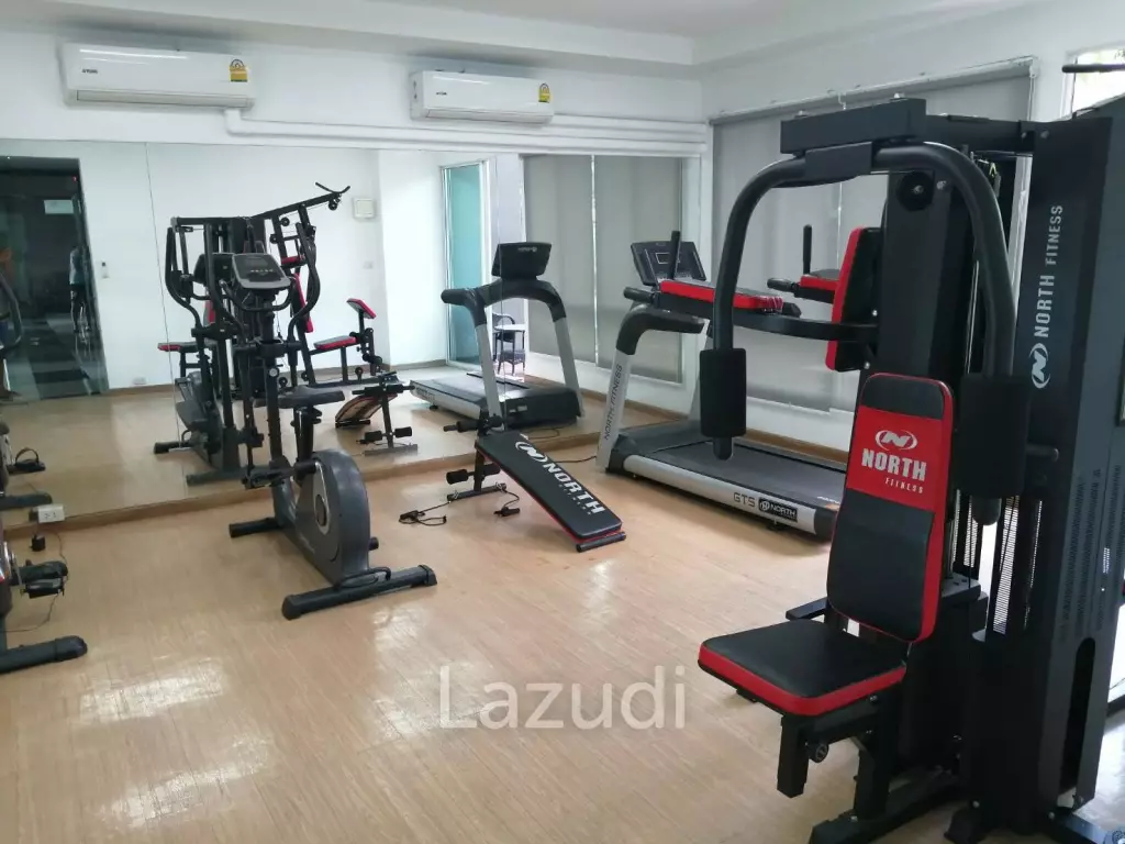 One Plus Business Park 4 Fully-Furnisued 1-BR for SALE
