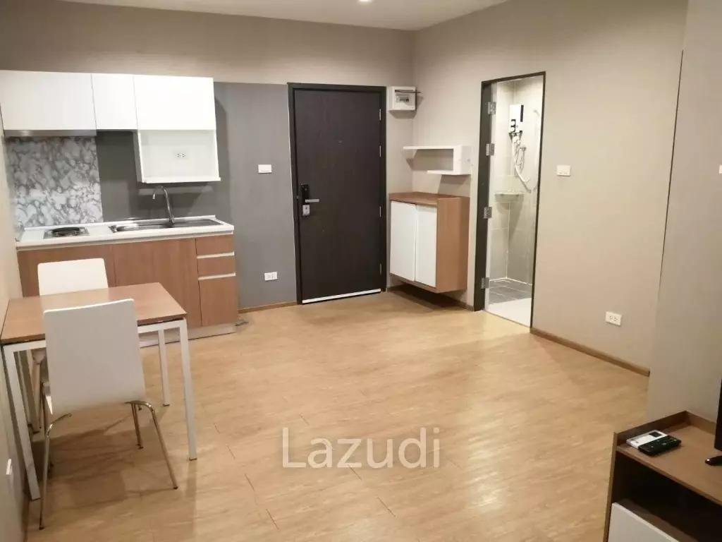 One Plus Business Park 4 Fully-Furnisued 1-BR for SALE