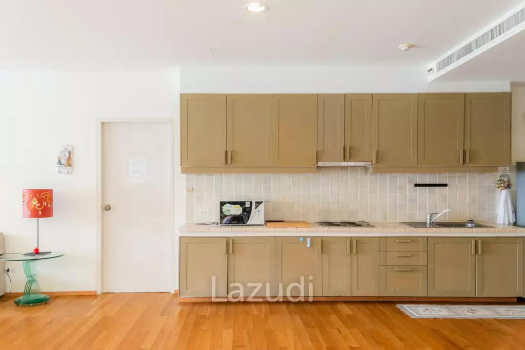 Luxury 3 bed Seaview condo