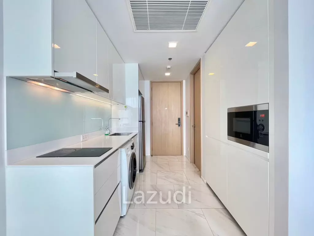 21st Floor 34 sqm 1 Bedroom Condo Hyde Sukhumvit 11 Bangkok