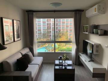 Poolview 1 Bed Condo for Sale at D Condo Ping near Central Festival
