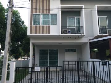 Town home for sale, only 30 minutes from Suwannaphum Air port