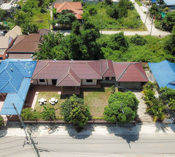Freestanding 4 Bedroom House In Hua Hin Soi 70 Freestanding 4 Bedroom House In Hua Hin Soi 70