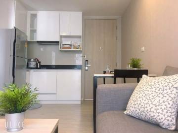 1 Bedroom Condo for Sale at Palmspring Condo on Nimmarn soi 5