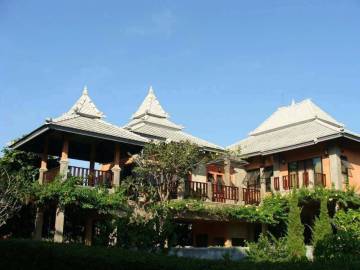 4 bedrooms House for Sale Lanna Bali Style at Hangdong