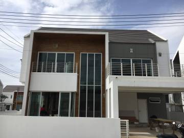 4 Bedrooms House for sale Malada Maerim
