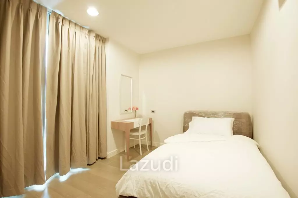 2 Bedroom The Crest Sukhumvit 24 Condominium, Bangkok