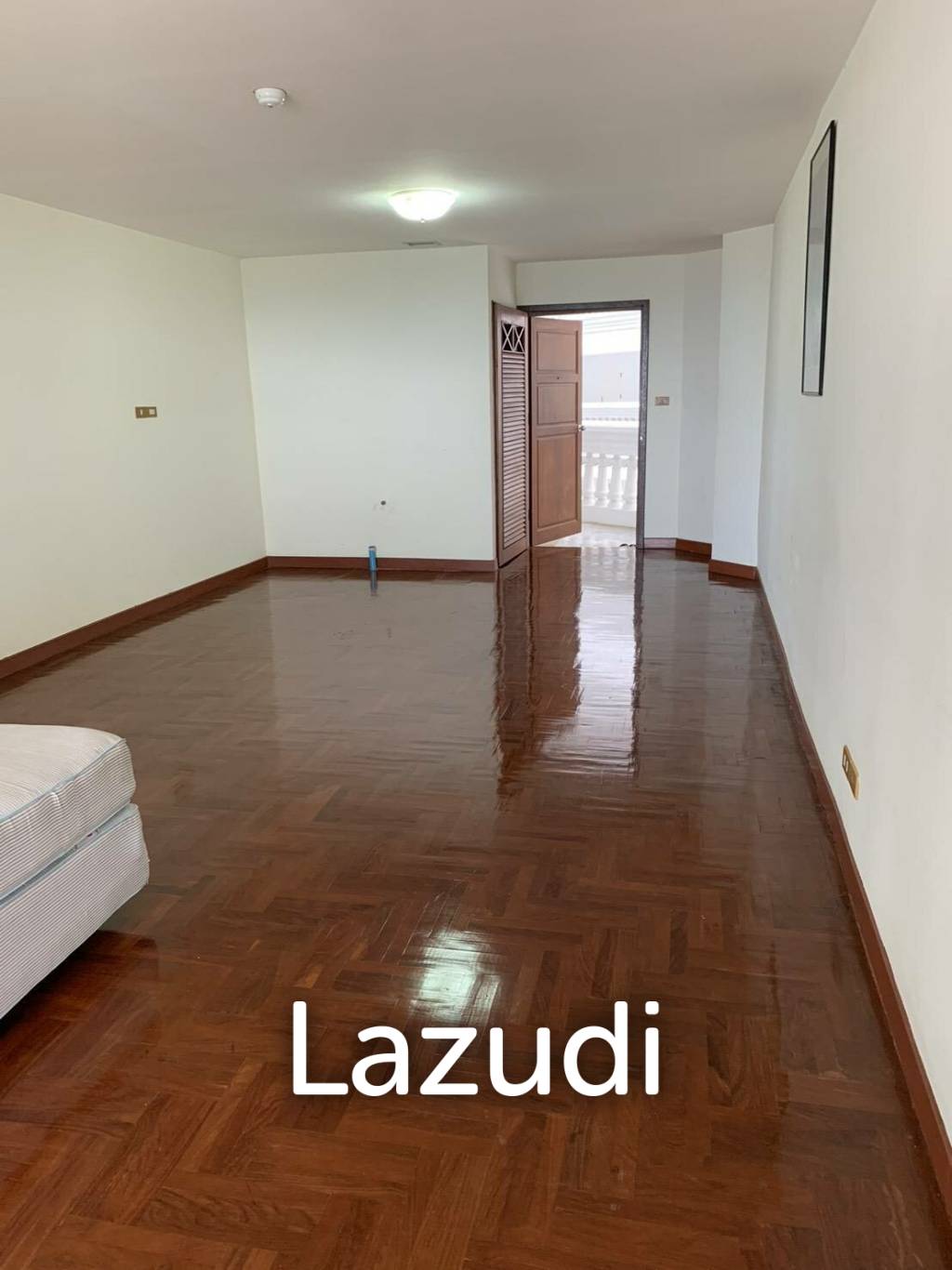 Studio for sale