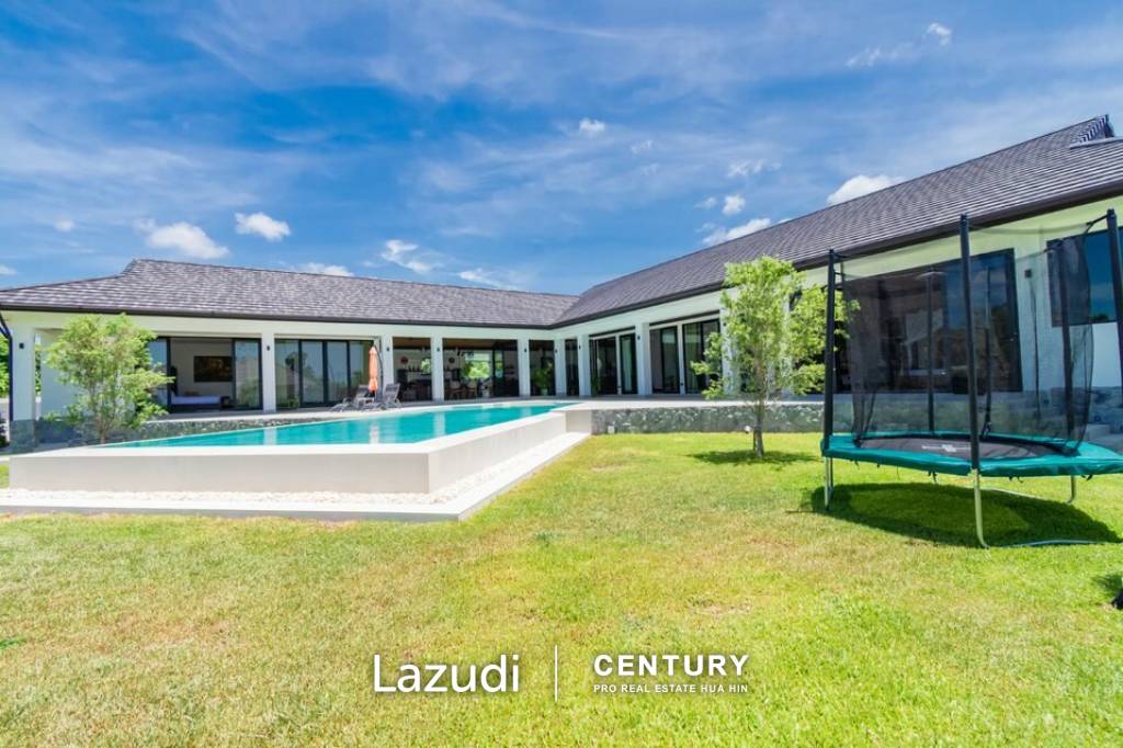 Luxurious 5 Bedroom Pool Villa with big land plot