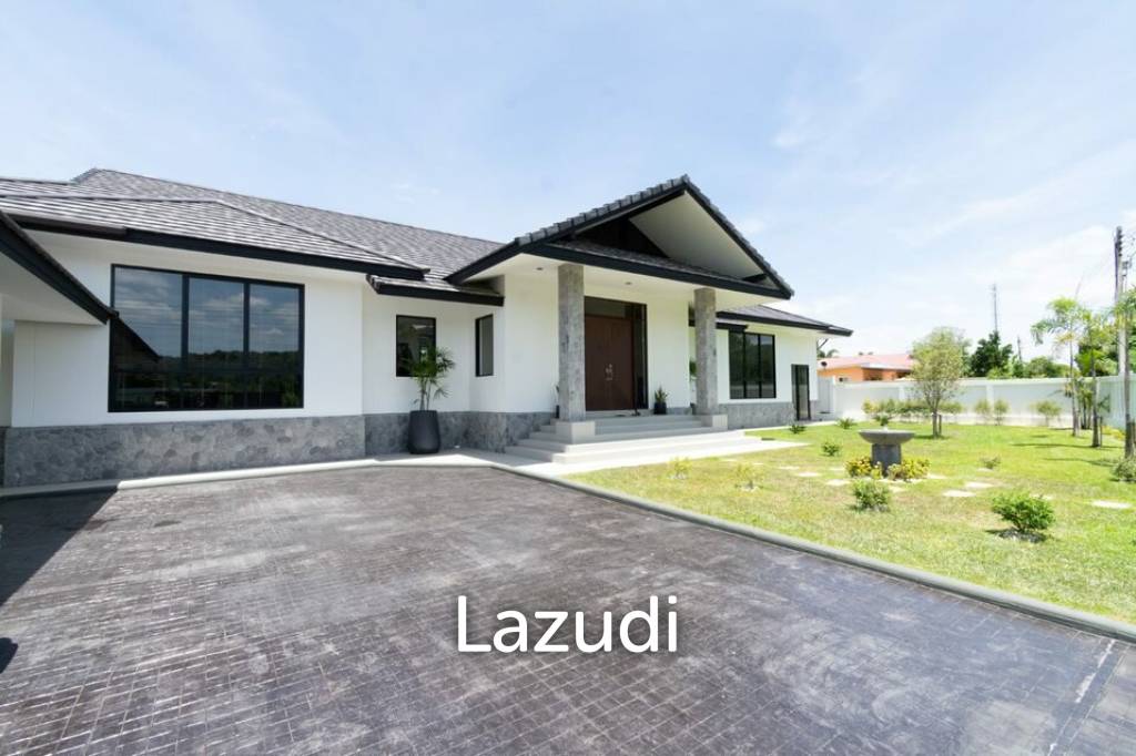 1,600 Sqm 5 Bed 6 Bath Villa For Sale