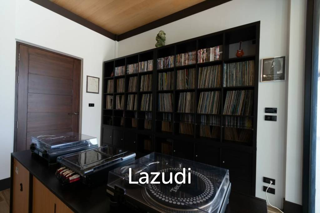 1,600 Sqm 5 Bed 6 Bath Villa For Sale