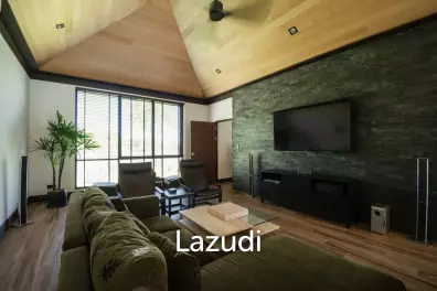 Luxurious 5 Bedroom Pool Villa with big land plot