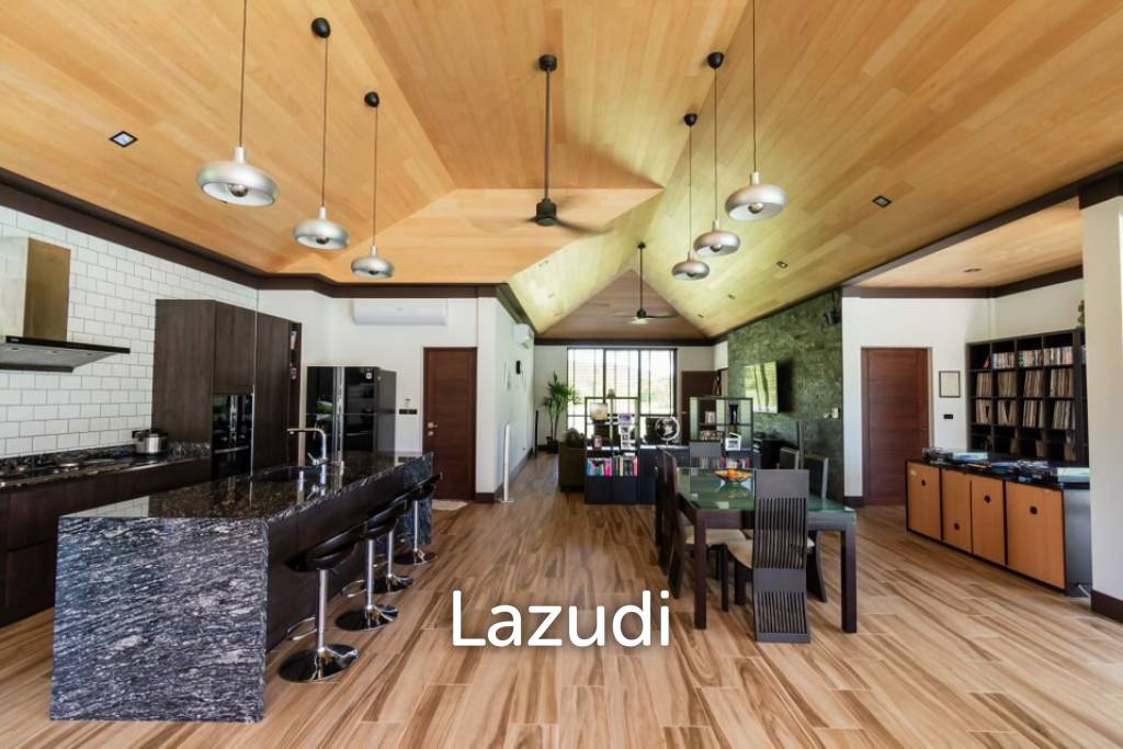 1,600 Sqm 5 Bed 6 Bath Villa For Sale