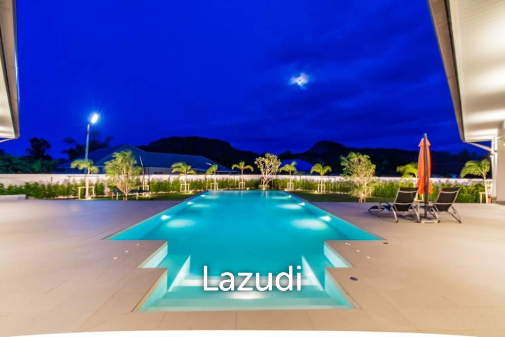 1,600 Sqm 5 Bed 6 Bath Villa For Sale