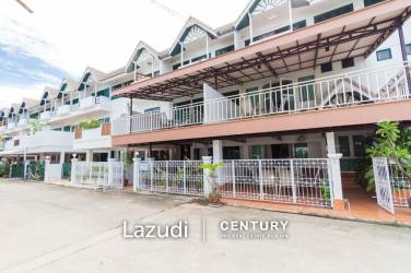 Townhouse 3 storey close to the beach