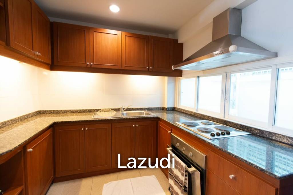 240 Sqm 4 Bed 4 Bath Townhouse For Sale