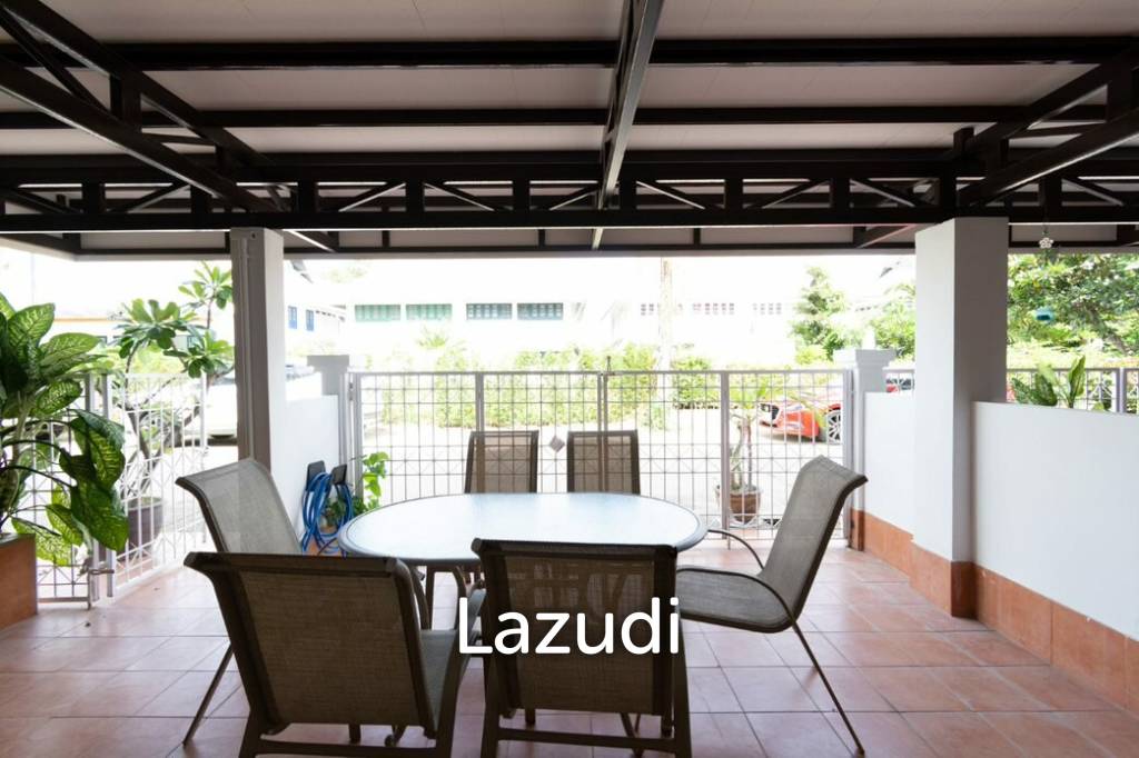 240 Sqm 4 Bed 4 Bath Townhouse For Sale