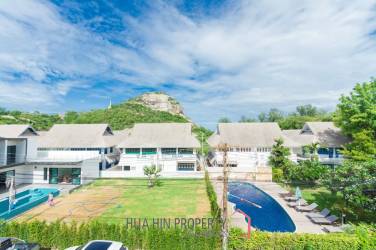 Townhouse 3 storey close to the beach in Khao Ta Kieb