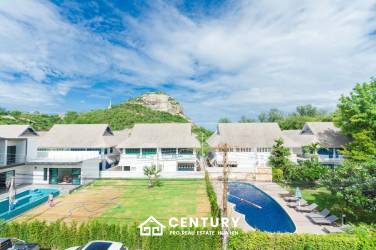 Townhouse 3 storey close to the beach in Khao Ta Kieb