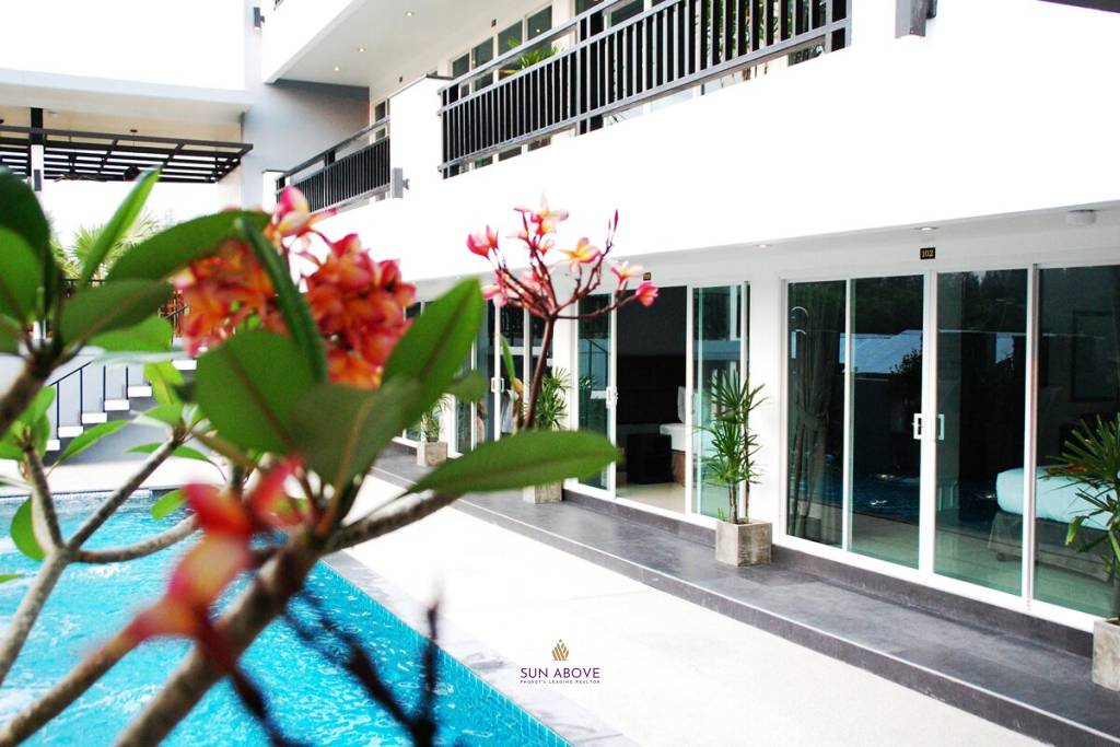 15 room Boutique resort close to Bangtao Beach