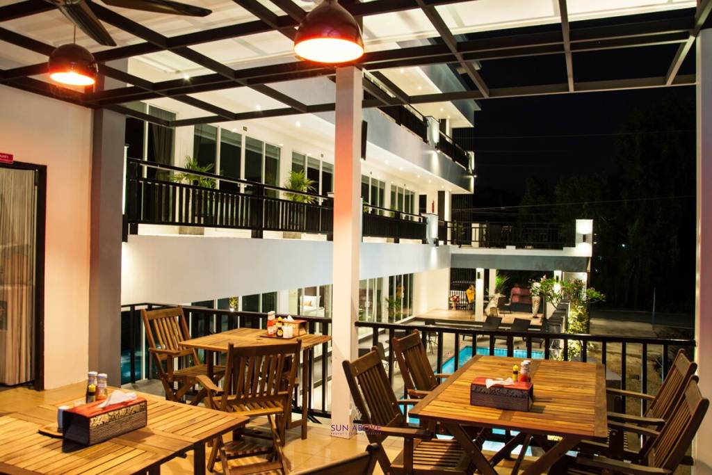 15 room Boutique resort close to Bangtao Beach