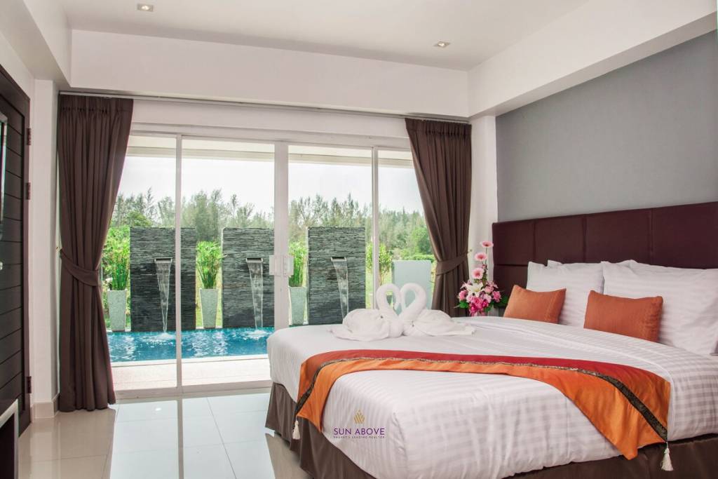 15 room Boutique resort close to Bangtao Beach