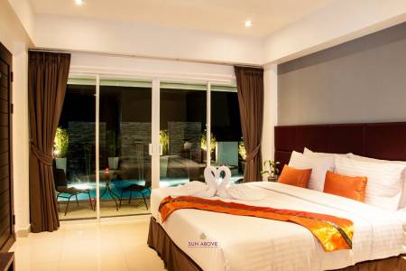 15 room Boutique resort close to Bangtao Beach