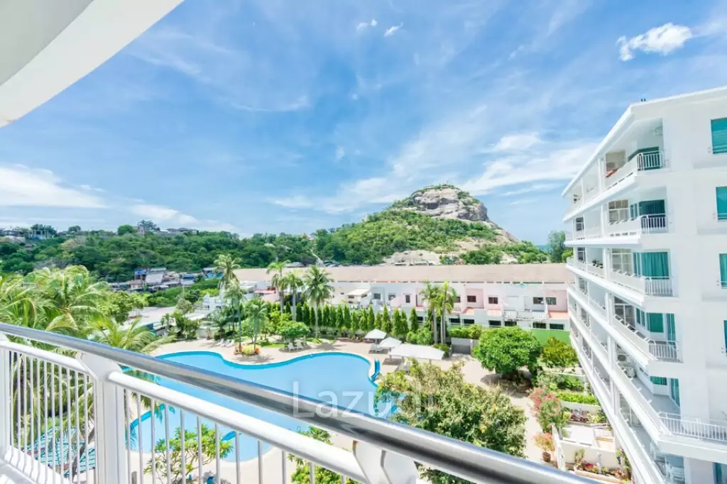 Nice 2 bed Condo near the beach