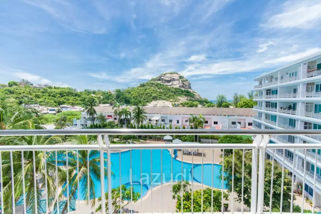 Nice 2 bed Condo near the beach