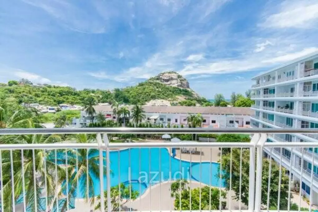 Nice 2 bed Condo near the beach