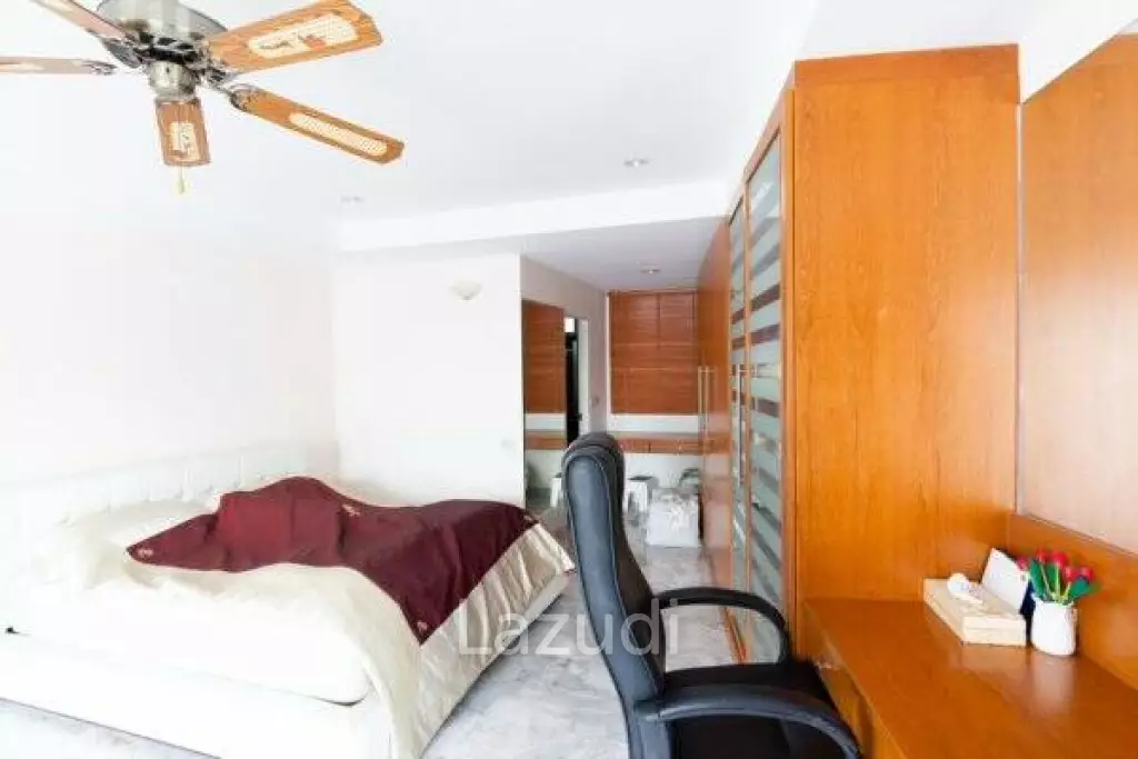 Nice 2 bed Condo near the beach