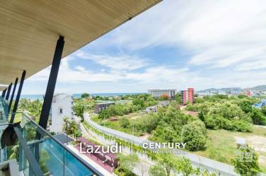 Ocas Condo : Luxury 2 Bedroom Beach Front Condo