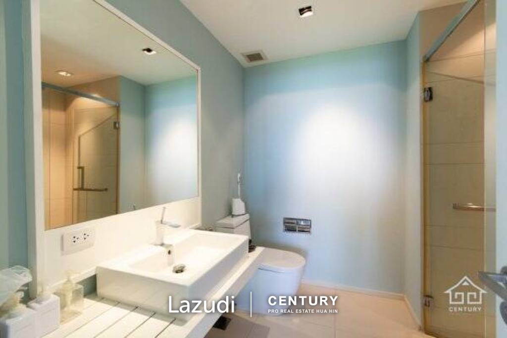 Ocas Condo : Luxury 2 Bedroom Beach Front Condo