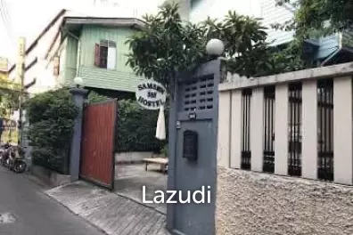 3 Bed 216 sq.m. Detached House For Sale