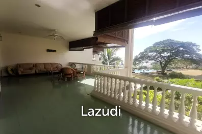 2 Bedrooms Beachfront  for sale
