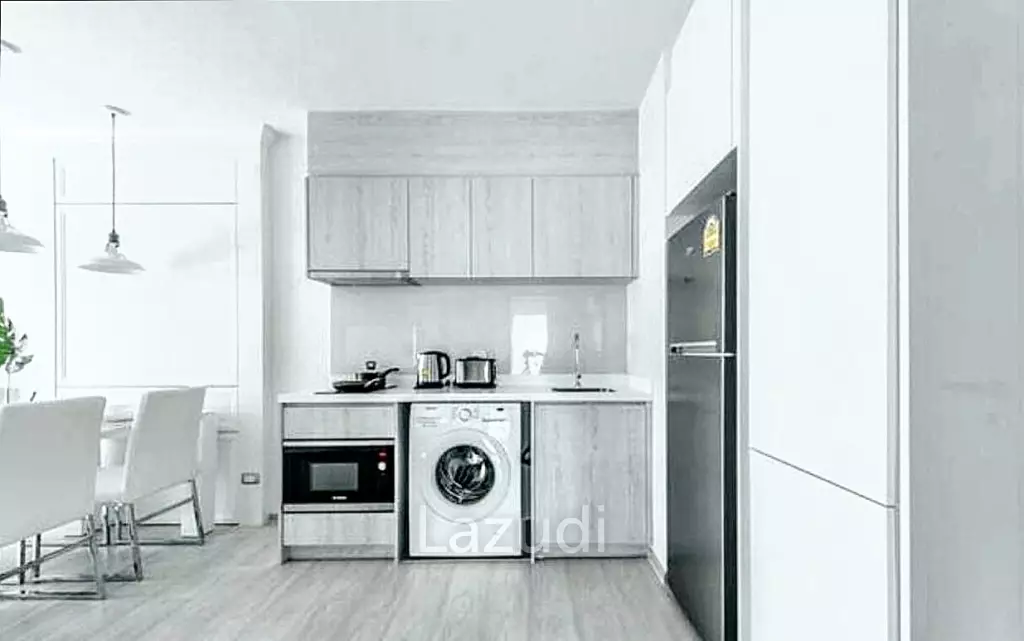 2 Bedroom 2 Bathroom 60 SQ.M Life Sukhumvit 48