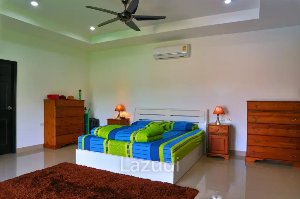 4 Bedroom House for sale