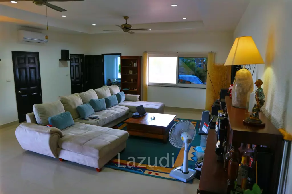 4 Bedroom House for sale