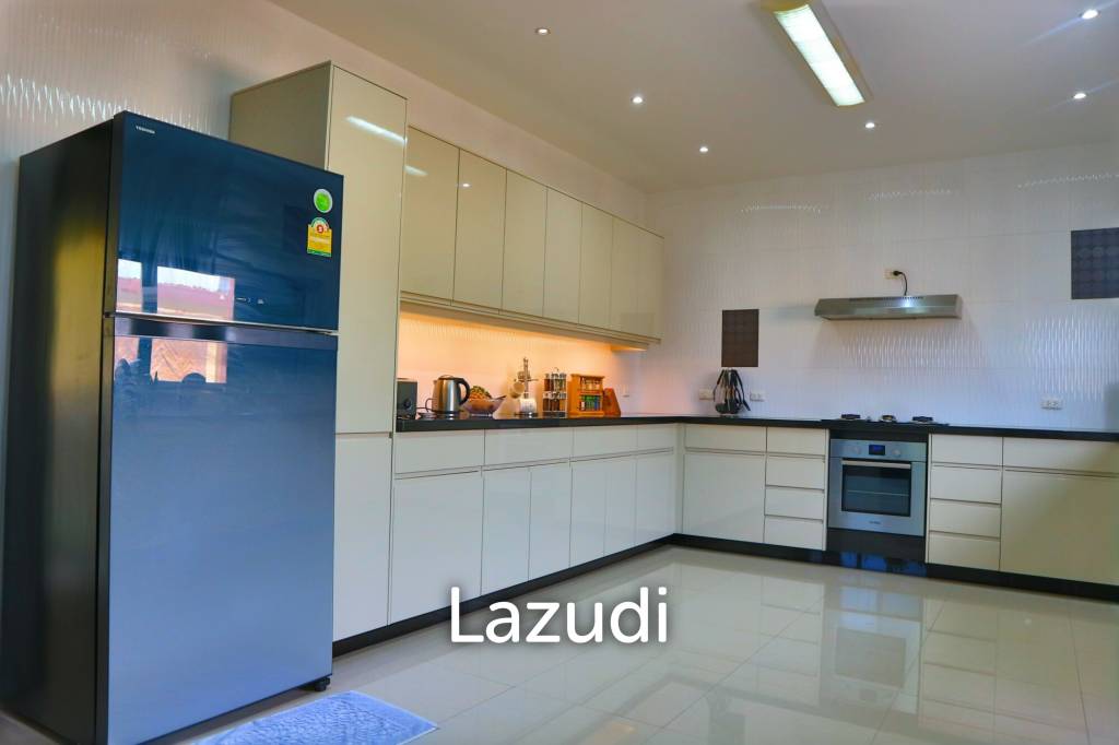 4 Bedroom House for sale