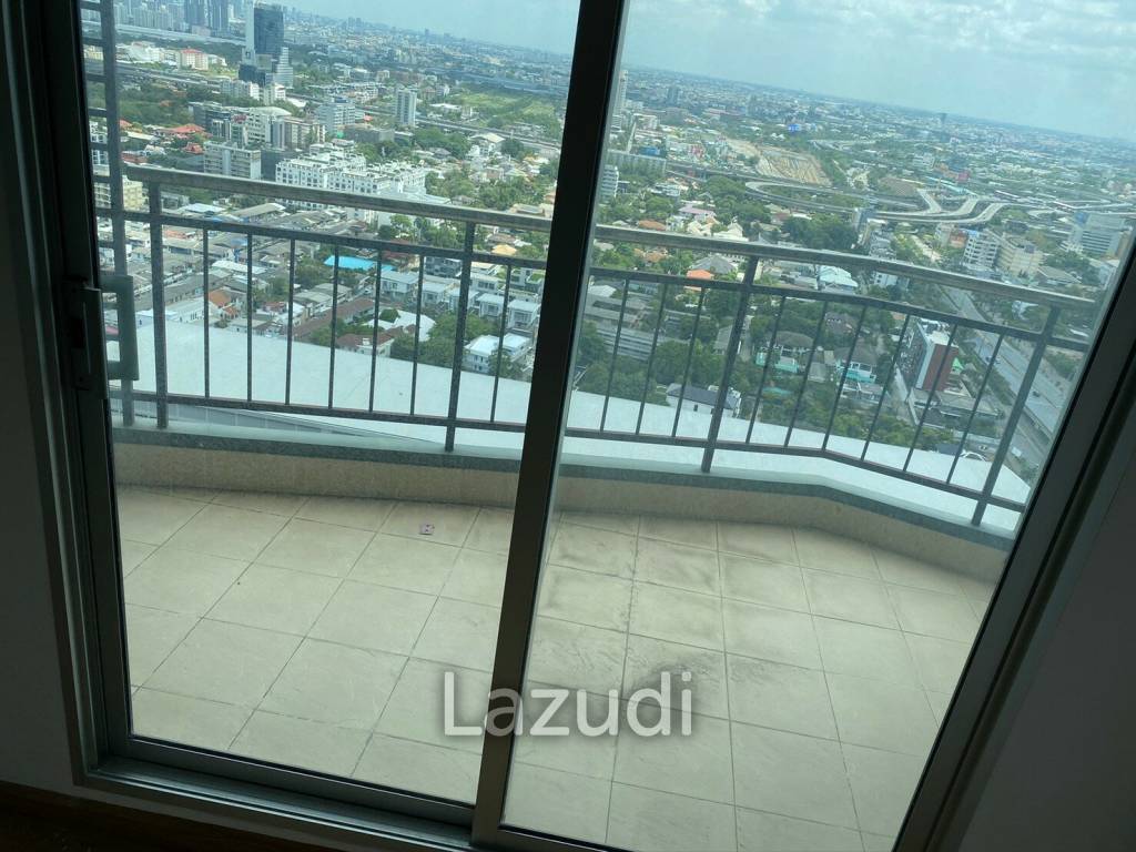 2 Bed 85.24 SQ.M Supalai Park Ekamai Thonglor