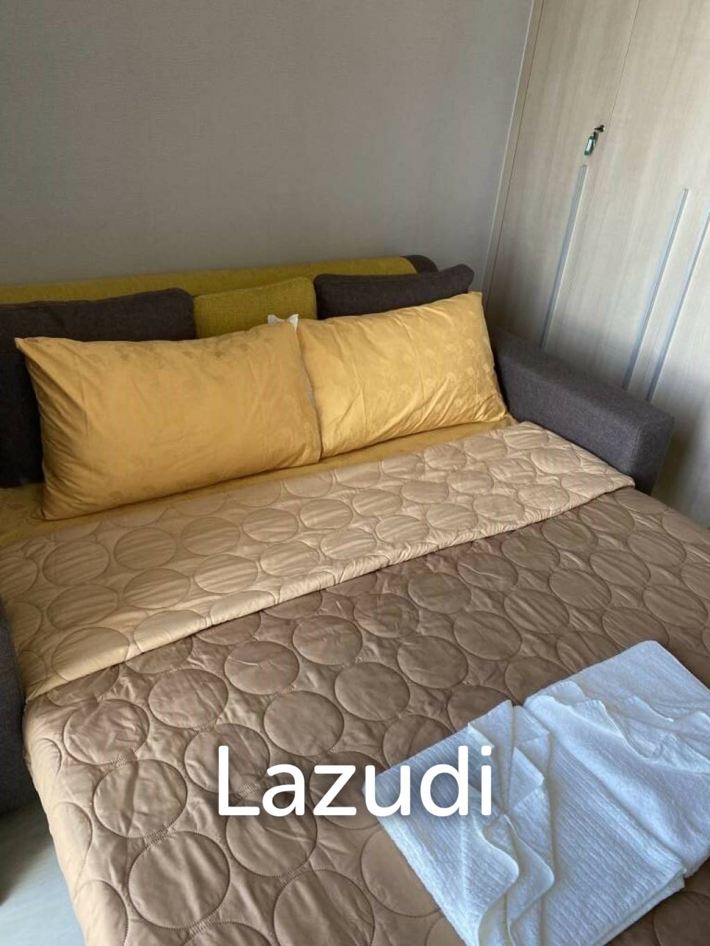 3 brs beachfront condo for sale