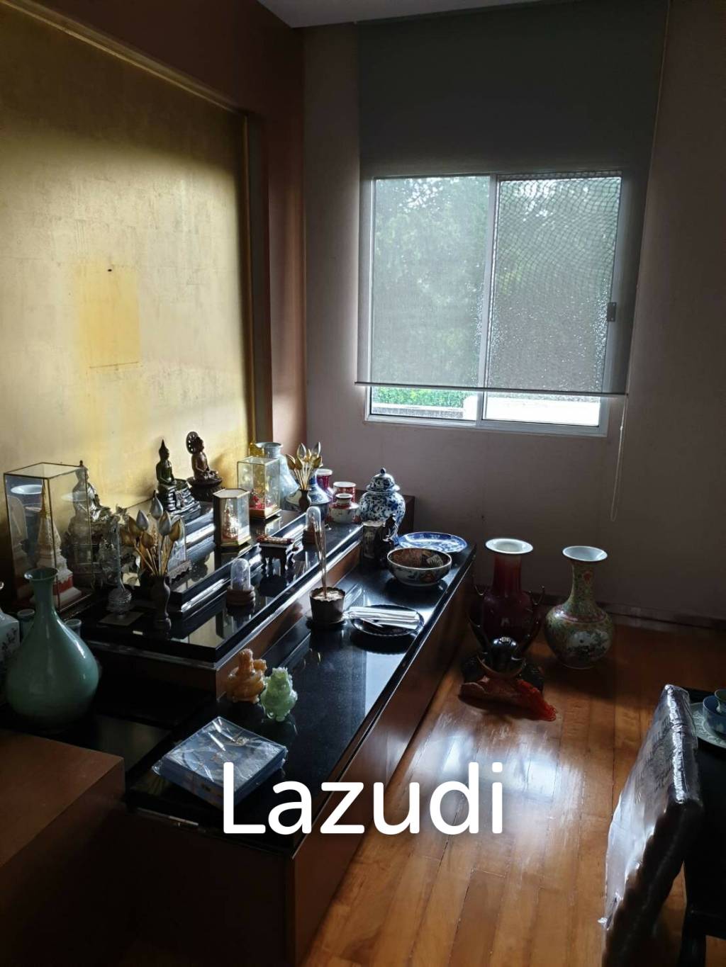 4 Bed 450 sq.m. Detached House For Sale