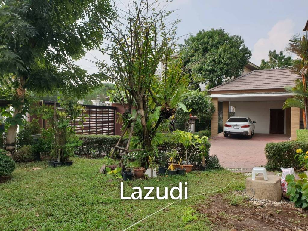 4 Bed 450 sq.m. Detached House For Sale